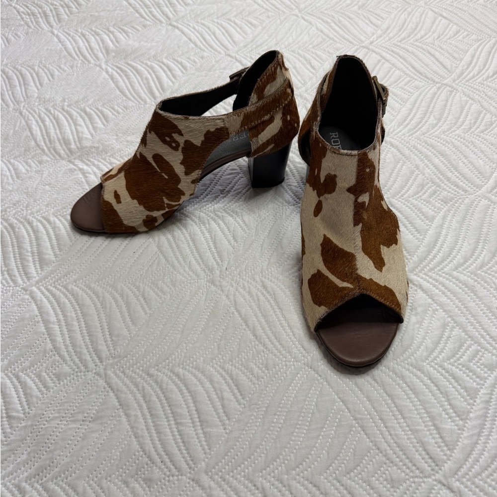 Ropers Mika Women’s Brown Cow Hair Peep Toe Heels. Size 11